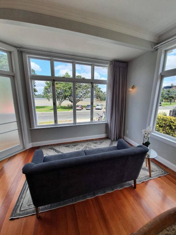 Tauranga - Big, Beautiful Villa On The Water! Exteriör bild